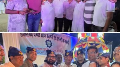 गुरु नानक जी की शोभा यात्रा का भव्य स्वागत किया शक्ति के अग्रवाल समाज एवं छत्तीसगढ़ चेंबर ऑफ कॉमर्स ने, शोभा यात्रा में बाहर से आए कलाकारों द्वारा वीरता भरे शस्त्र का प्रदर्शन भी रहा आकर्षण का केंद्र, शक्ति में आपसी भाईचारे की मिसाल है समाजो के बीच गुरु नानक जी की शोभा यात्रा का भव्य स्वागत किया शक्ति के अग्रवाल समाज एवं छत्तीसगढ़ चेंबर ऑफ कॉमर्स ने, शोभा यात्रा में बाहर से आए कलाकारों द्वारा वीरता भरे शस्त्र का प्रदर्शन भी रहा आकर्षण का केंद्र, शक्ति में आपसी भाईचारे की मिसाल है समाजो के बीच kshititech