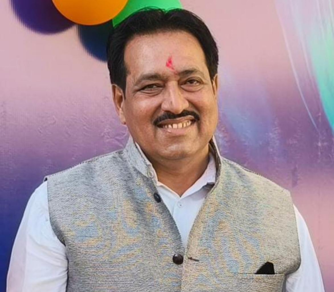 शक्ति के वरिष्ठ पत्रकार राजकुमार दरयानी के अनुज भ्राता स्वर्गीय अनिल दरयानी शक्ति का पगड़ी कार्यक्रम 8 नवम्बर शनिवार 08-11-2025 को दोपहर 01 बजे से हटरी धर्मशाला शक्ति में, बालाजी गारमेंट्स एवं जेबीडीएव्ही स्कूल के संचालक थे अनिल दरयानी kshititech