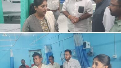 सख्त हुआ प्रशासन- प्राइवेट अस्पतालों का निरीक्षण किया शक्ति जिले के स्वास्थ्य एवं प्रशासन के अधिकारियों ने,अनेकों अस्पतालों में पाई गई कमियां, अस्पताल संचालको को दिए गए तत्काल मानकों के अनुरूप अस्पताल संचालन के निर्देश, जिले की सीएमएचओ डॉक्टर पूजा अग्रवाल ने कहा- स्वास्थ्य सेवाओं में लापरवाही पर निजी अस्पतालों पर भी होगी कार्रवाई, अस्पतालों में इलाज की रेट लिस्ट प्रदर्शित करने के दिए गए निर्देश सख्त हुआ प्रशासन- प्राइवेट अस्पतालों का निरीक्षण किया शक्ति जिले के स्वास्थ्य एवं प्रशासन के अधिकारियों ने,अनेकों अस्पतालों में पाई गई कमियां, अस्पताल संचालको को दिए गए तत्काल मानकों के अनुरूप अस्पताल संचालन के निर्देश, जिले की सीएमएचओ डॉक्टर पूजा अग्रवाल ने कहा- स्वास्थ्य सेवाओं में लापरवाही पर निजी अस्पतालों पर भी होगी कार्रवाई, अस्पतालों में इलाज की रेट लिस्ट प्रदर्शित करने के दिए गए निर्देश kshititech