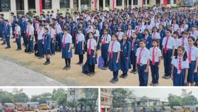 राष्ट्रभक्ति का ऐतिहासिक गौरवशाली दिन- शक्ति के संस्कार पब्लिक स्कूल के बच्चों ने सामूहिक गायन किया वंदे मातरम राष्ट्रीय गीत का, अवसर था वंदे मातरम गीत के 150 वर्ष पूर्ण होने का, बच्चों के अनुशासन एवं उनकी प्रस्तुति ने मंत्रमुग्ध कर दिया kshititech