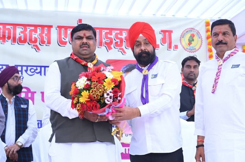 रायपुर में भारत स्काउट गाइड के मुख्यालय निर्माण का हुआ 8 नवंबर को भूमि पूजन, स्कूल शिक्षा मंत्री गजेंद्र यादव एवं राज्य मुख्य आयुक्त इंद्रजीत सिंह खालसा की मौजूदगी में किया गया भूमि पूजन समारोह, छत्तीसगढ़ में स्काउट गाइड की स्थापना की रजत जयंती पर हुआ यह गौरवशाली आयोजन kshititech