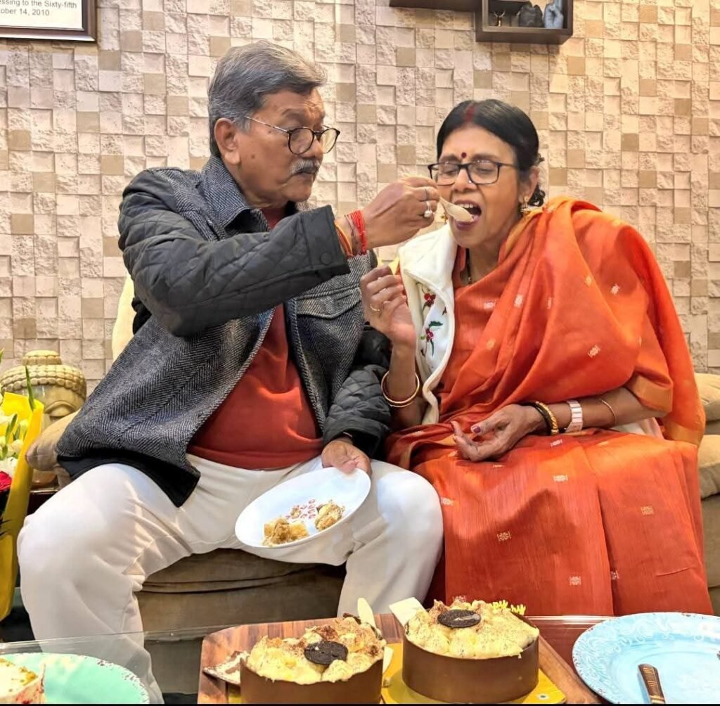 बाराद्वार में कांग्रेस पार्टी का SIR मतदाता गहन पुन निरीक्षण प्रशिक्षण शिविर 23 नवंबर को हुआ संपन्न,महंत दंपति की 45वीं वैवाहिक वर्षगांठ पर भी कार्यकर्ताओं ने केक काट कर दी जिला प्रतिनिधि ठाकुर गुलजार सिंह ने कहा- SIR में पीसीसी के निर्देशो का पालन करें अपने-अपने क्षेत्र में कांग्रेस के कार्यकर्ता,विधायक प्रतिनिधि रूपनारायण साहू ने कहा- महंत जी पूरे क्षेत्र के हैं विकास पुरुष बाराद्वार में कांग्रेस पार्टी का SIR मतदाता गहन पुन निरीक्षण प्रशिक्षण शिविर 23 नवंबर को हुआ संपन्न,महंत दंपति की 45वीं वैवाहिक वर्षगांठ पर भी कार्यकर्ताओं ने केक काट कर दी जिला प्रतिनिधि ठाकुर गुलजार सिंह ने कहा- SIR में पीसीसी के निर्देशो का पालन करें अपने-अपने क्षेत्र में कांग्रेस के कार्यकर्ता,विधायक प्रतिनिधि रूपनारायण साहू ने कहा- महंत जी पूरे क्षेत्र के हैं विकास पुरुष kshititech