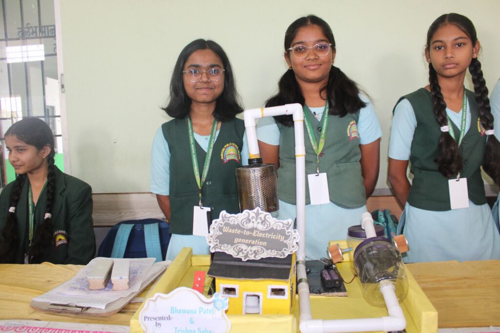 सीबीएसई सर्वोदय पब्लिक स्कूल हीरापुर में संपन्न हुई क्राफ्ट एग्जिबिशन, विद्यालय के बच्चों ने करी अपनी सक्रिय भागीदारी से बेहतर प्रस्तुति, तहसीलदार एवं टीआई साहब रहे अतिथि के रूप में मौजूद सीबीएसई सर्वोदय पब्लिक स्कूल हीरापुर में संपन्न हुई क्राफ्ट एग्जिबिशन, विद्यालय के बच्चों ने करी अपनी सक्रिय भागीदारी से बेहतर प्रस्तुति, तहसीलदार एवं टीआई साहब रहे अतिथि के रूप में मौजूद kshititech