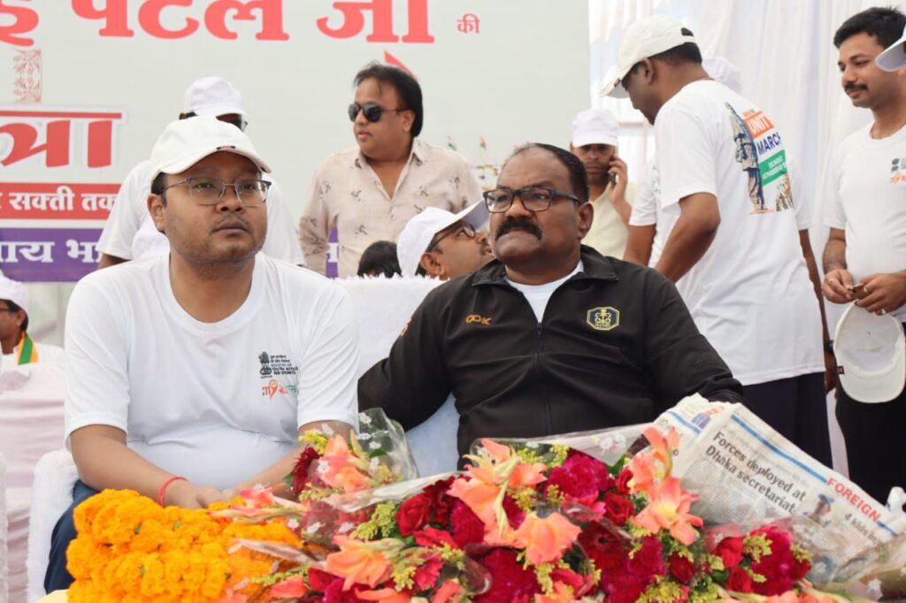 अद्वितीय आयोजन- शक्ति जिले में दिखी एकता की मिशाल, भोलेनाथ की नगरी तुर्री धाम से हजारों की संख्या में यूनिटी मार्च में रवाना हुए नागरिक, सांसद, कलेक्टर, एसपी सहित जिले भर के जनप्रतिनिधि रहे मौजूद,अवसर था सरदार वल्लभभाई पटेल की 150वीं जयंती का, जिले वासियों ने कहा- कभी नहीं देखा ऐसा आयोजन,13 किलोमीटर तक पदयात्रा की नागरिकों ने अद्वितीय आयोजन- शक्ति जिले में दिखी एकता की मिशाल, भोलेनाथ की नगरी तुर्री धाम से हजारों की संख्या में यूनिटी मार्च में रवाना हुए नागरिक, सांसद, कलेक्टर, एसपी सहित जिले भर के जनप्रतिनिधि रहे मौजूद,अवसर था सरदार वल्लभभाई पटेल की 150वीं जयंती का, जिले वासियों ने कहा- कभी नहीं देखा ऐसा आयोजन,13 किलोमीटर तक पदयात्रा की नागरिकों ने kshititech