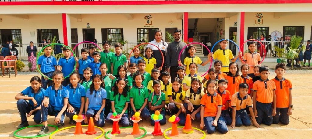 बाल दिवस के मौके पर शक्ति के प्रतिष्ठित संस्कार पब्लिक स्कूल में डिजिटल सुरक्षा सहित रचनात्मक कार्यक्रमों का हुआ आयोजन, पूर्व प्रधानमंत्री जवाहरलाल नेहरू को भी किया गया स्मरण kshititech