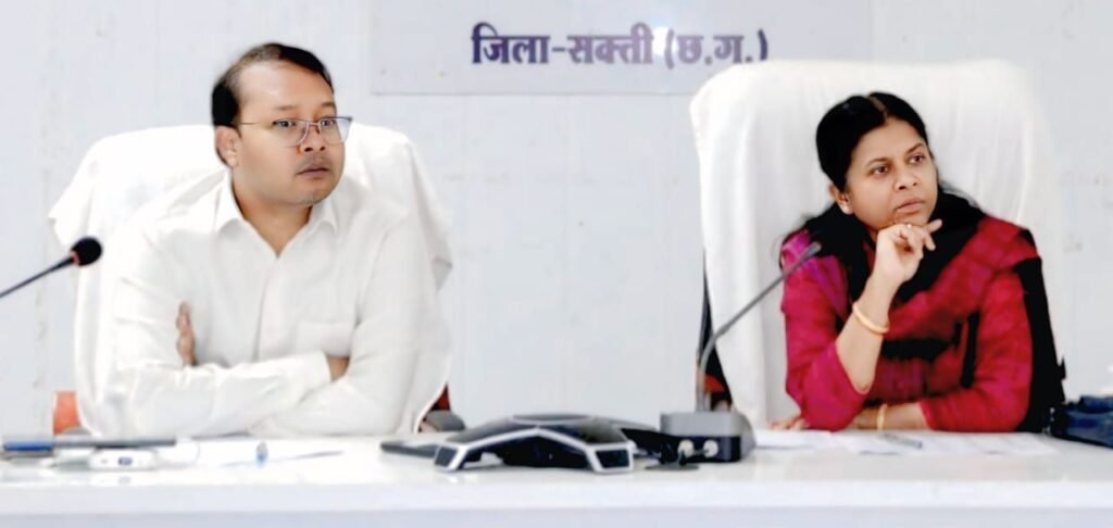 10 खबर एक साथ- मार्कफेड की MD किरण कौशल पहुंची शक्ति, जिले के धान खरीदी केंद्रों में पहुंचकर लिया व्यवस्था का जायजा, कलेक्टर कार्यालय की बैठक में अवैध धान परिवहन को लेकर दिए सख्त निर्देश, कलेक्टर तोपनो साहब सहित विपणन संघ एवं खाद्य विभाग के अधिकारी भी रहे मौजूद 10 खबर एक साथ- मार्कफेड की MD किरण कौशल पहुंची शक्ति, जिले के धान खरीदी केंद्रों में पहुंचकर लिया व्यवस्था का जायजा, कलेक्टर कार्यालय की बैठक में अवैध धान परिवहन को लेकर दिए सख्त निर्देश, कलेक्टर तोपनो साहब सहित विपणन संघ एवं खाद्य विभाग के अधिकारी भी रहे मौजूद kshititech