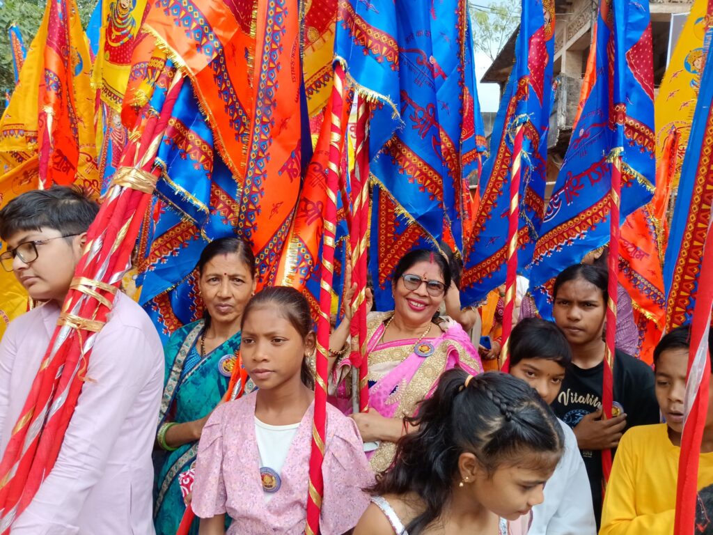 शक्ति की पावन धरती पर आज बाबा श्याम- बाबा श्याम का जन्मोत्सव- शक्ति में निकली बाबा श्याम की भव्य निशान यात्रा, देवउठनी एकादशी एवं श्याम ग्यारस के मौके पर हजारों श्याम प्रेमियों ने उठाया निशान, 1 नवंबर की शाम राधा कृष्ण मंदिर में होगा भव्य श्याम जन्मोत्सव कार्यक्रम, शहर में भी है तुलसी विवाह के आयोजन शक्ति की पावन धरती पर आज बाबा श्याम- बाबा श्याम का जन्मोत्सव- शक्ति में निकली बाबा श्याम की भव्य निशान यात्रा, देवउठनी एकादशी एवं श्याम ग्यारस के मौके पर हजारों श्याम प्रेमियों ने उठाया निशान, 1 नवंबर की शाम राधा कृष्ण मंदिर में होगा भव्य श्याम जन्मोत्सव कार्यक्रम, शहर में भी है तुलसी विवाह के आयोजन kshititech