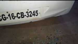 शक्ति में असामाजिक तत्वों के हौसले हुए बुलंद, बीते रात्रि शहर के इलेक्ट्रॉनिक मीडिया पत्रकार की खड़ी गाड़ी पर हुआ पथराव, विगत महीनो बुधवारी बाजार में भी खड़ी कार पर पथराव कर तोड़ दिया गया था कांच, सीसी कैमरे के आभाव में बच निकलते हैं ऐसे अज्ञात बदमाश kshititech