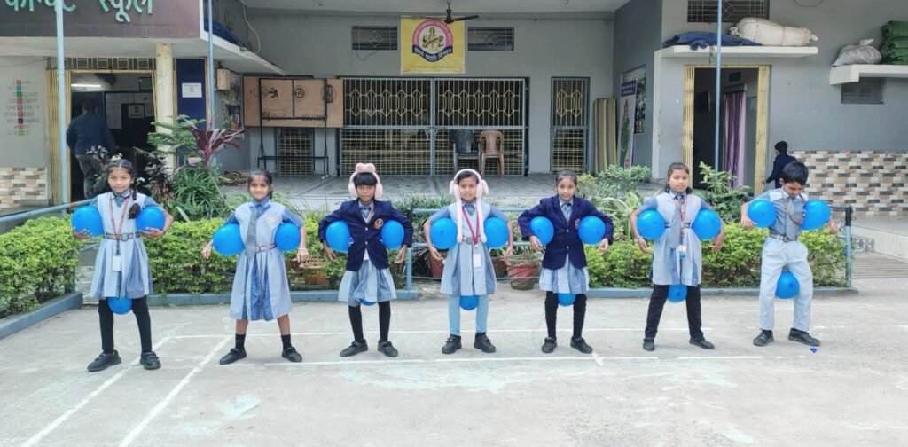 शक्ति के अनुनय कान्वेंट स्कूल में नगर निरीक्षक लखन पटेल की उपस्थिति में बाल दिवस का हुआ आयोजन,विद्यालय के श्रेष्ठ विद्यार्थियों को किया गया सम्मानित ,स्कूल के डायरेक्टर योगेश साहू ने दी बच्चों को बाल दिवस की शुभकामनाएं kshititech