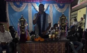 रात्रि कालीन क्रिकेट प्रतियोगिता के उद्घाटन समारोह में कनई गांव पहुंचे भाजपा नेता अमर सुल्तानिया ने कहा- खेल केवल मनोरंजन नहीं, बल्कि बेहतर भविष्य और स्वस्थ समाज की नींव, विजेता टीम को मिलेगा 31 हजार रुपए का इनाम, ग्राम वासियों ने किया मुख्य अतिथि सुल्तानिया का ऐतिहासिक स्वागत kshititech