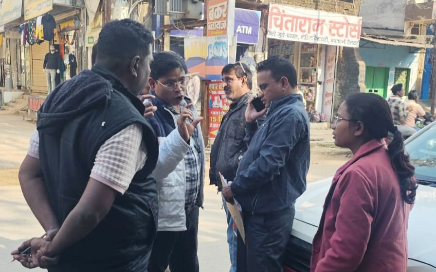 मतदाता सूची गहन पुननिरीक्षण SIR के कार्य में शक्ति शहर की जनता भी करें सहयोग, घर-घर जा रहे बीएलओ को उपलब्ध करवाये आवश्यक दस्तावेज,SIR में अपडेशन नहीं होने से मतदाता सूची से निरस्त भी हो सकता है आपका नाम मतदाता सूची गहन पुननिरीक्षण SIR के कार्य में शक्ति शहर की जनता भी करें सहयोग, घर-घर जा रहे बीएलओ को उपलब्ध करवाये आवश्यक दस्तावेज,SIR में अपडेशन नहीं होने से मतदाता सूची से निरस्त भी हो सकता है आपका नाम kshititech