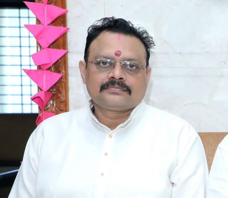 SP रैंक में पदोन्नत हुए शक्ति के एडिशनल एसपी हरीश यादव, राज्य पुलिस मुख्यालय ने जारी की पदोन्नति रैंक की सूची, पुलिस महकमें में कर्तव्यनिष्ठ एवं सजग अधिकारी के रूप में रखते हैं अपनी पहचान kshititech