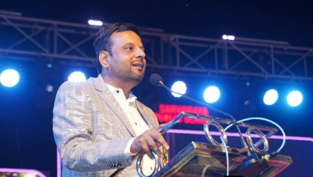 सर्वोदय पब्लिक स्कूल सीबीएसई के बच्चों ने वार्षिक उत्सव के माध्यम से दी अपनी सुंदर प्रस्तुति, चंद्रपुर विधायक रामकुमार यादव,  इंजीनियर दिनेश डनसेना एवं इंजीनियर मनीष स्वर्णकार रहे अतिथि के रूप में मौजूद, शक्ति जिले का सर्वश्रेष्ठ सीबीएसई स्कूल है सर्वोदय पब्लिक kshititech