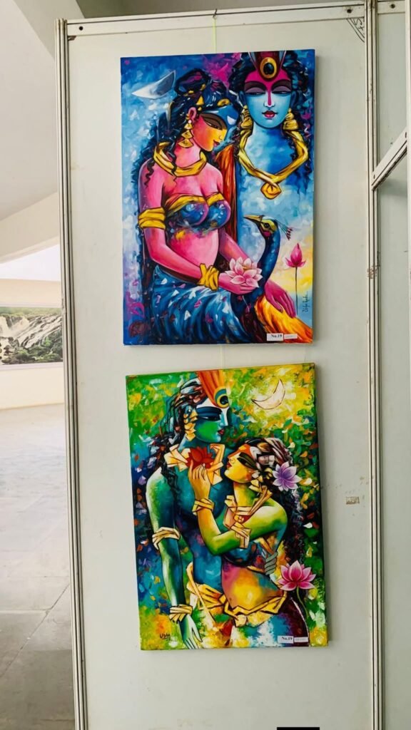 मैसूर के दशहरे मैदान में आयोजित कला प्रदर्शनी में उषा केडिया की कलाकृतियों को मिली सराहना, विदेशी सैलानियों ने करी पेंटिंग्स की प्रशंसा, अपनी श्रेष्ठ कलाओं से अंतरराष्ट्रीय मंच पर भी सम्मानित हो चुकी हैं उषा केडिया मैसूर के दशहरे मैदान में आयोजित कला प्रदर्शनी में उषा केडिया की कलाकृतियों को मिली सराहना, विदेशी सैलानियों ने करी पेंटिंग्स की प्रशंसा, अपनी श्रेष्ठ कलाओं से अंतरराष्ट्रीय मंच पर भी सम्मानित हो चुकी हैं उषा केडिया kshititech