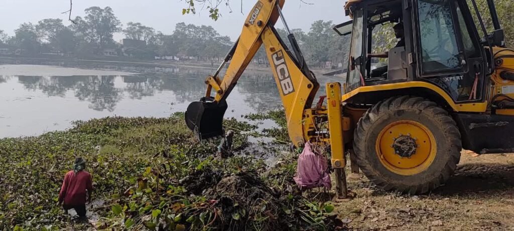 तालाबों के संरक्षण की दिशा में अनुकरणीय पहल- नगर पालिका शक्ति के अध्यक्ष श्यामसुंदर अग्रवाल की सक्रियता से सालों के बाद हुई शहर के प्रसिद्ध नारायण सागर तालाब की साफ सफाई का कार्य kshititech