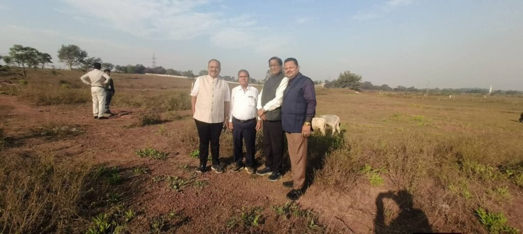 दान में मिली 2 एकड़ भूमि पर अग्रवाल समाज करेगा स्कूल का निर्माण- रायपुर में श्री अग्रसेन माधवी चैरिटेबल ट्रस्ट द्वारा किया जाएगा स्कूल का निर्माण, अविनाश ट्विन सिटी ने दो एकड़ जमीन करी दान kshititech