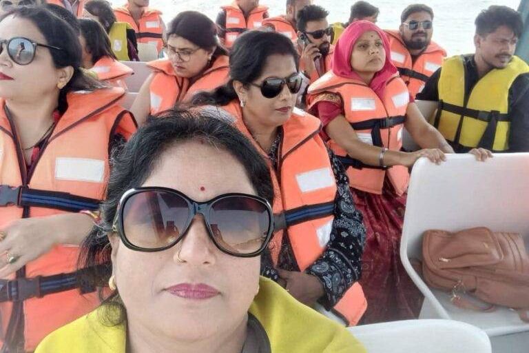 श्रुति फाउंडेशन के सदस्यों ने किया तांदुला डेम का भ्रमण, गंगा मैया के दर्शन भी किये सदस्यों ने, संस्थापक अध्यक्ष नीतू के नेतृत्व में पहुंचे सदस्य, श्रुति ने कहा-इस पिकनिक ने संस्था के सदस्यों की हंसी- खुशी के साथ ही आपसी सहयोग को भी किया मजबूत kshititech