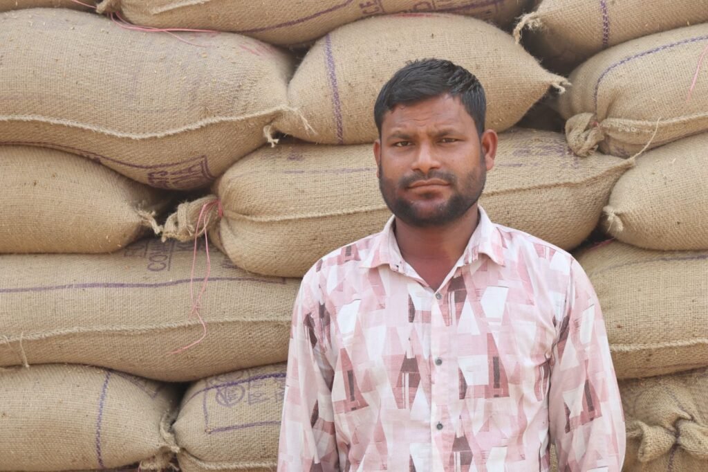 शक्ति जिला, अग्रणी जिला- धान खरीदी केंद्रों का निरीक्षण नहीं करने वाले अधिकारियों पर गिरेगी गाज, कलेक्टर तोपनों ने दिए निर्देश, 16 दिसंबर की बैठक में बिजली बचाओ का संकल्प लिया कलेक्टर सहित जिले भर के अधिकारियों ने, शक्ति जिले में धान खरीदी की सुचारू व्यवस्था से खुश हैं किसान, कलेक्टर ने दी तीन दिव्यांगों को मोटराइज्ड ट्राई साइकिल शक्ति जिला, अग्रणी जिला- धान खरीदी केंद्रों का निरीक्षण नहीं करने वाले अधिकारियों पर गिरेगी गाज, कलेक्टर तोपनों ने दिए निर्देश, 16 दिसंबर की बैठक में बिजली बचाओ का संकल्प लिया कलेक्टर सहित जिले भर के अधिकारियों ने, शक्ति जिले में धान खरीदी की सुचारू व्यवस्था से खुश हैं किसान, कलेक्टर ने दी तीन दिव्यांगों को मोटराइज्ड ट्राई साइकिल kshititech