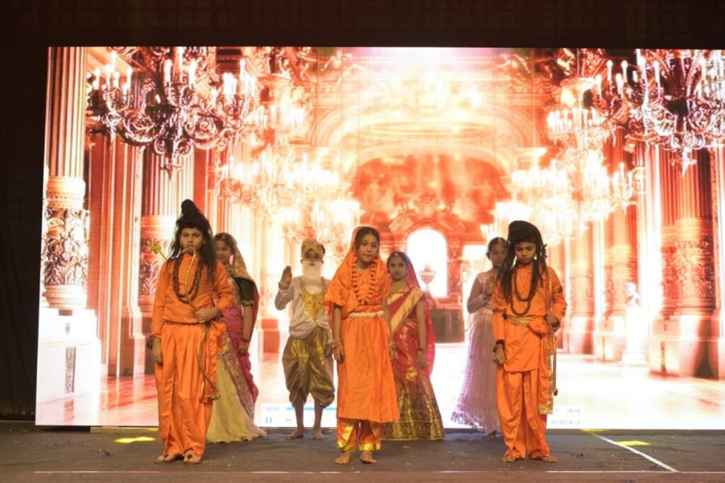 चंद्रहासिनी विद्यापीठ में वार्षिकोत्सव 'अभिव्यक्ति 5.0' की धूम; सांस्कृतिक प्रस्तुतियों ने मोहा मन , जिले के आईपीएस पुलिस अधीक्षक प्रफुल्ल ठाकुर रहे मुख्य अतिथि, एसपी साहब ने कहा- ऐसे आयोजनों से बच्चों की सांस्कृतिक प्रतिभाओं को मिलता है बेहतर अवसर चंद्रहासिनी विद्यापीठ में वार्षिकोत्सव 'अभिव्यक्ति 5.0' की धूम; सांस्कृतिक प्रस्तुतियों ने मोहा मन , जिले के आईपीएस पुलिस अधीक्षक प्रफुल्ल ठाकुर रहे मुख्य अतिथि, एसपी साहब ने कहा- ऐसे आयोजनों से बच्चों की सांस्कृतिक प्रतिभाओं को मिलता है बेहतर अवसर kshititech