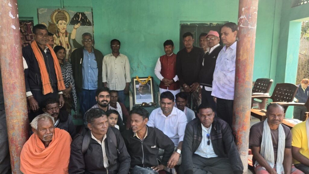 पूर्व विधायक डॉक्टर खिलावन साहू के गृह ग्राम नगरदा में अटल जी की जन्म जयंती को मनाया गया सुशासन दिवस के रूप में, डॉक्टर खिलावन साहू ने कहा- अटल जी ने किया छत्तीसगढ़ राज्य का निर्माण, बासिन में आयोजित जयंती कार्यक्रम में भी पहुंचे पूर्व विधायक साहू kshititech