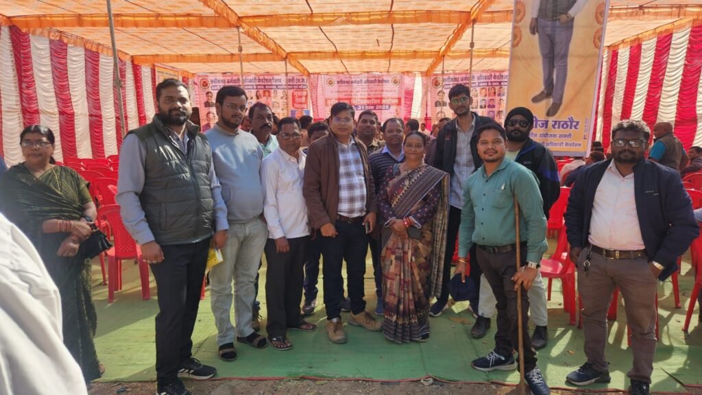 मोदी गारंटी को लागू करवाने सरकारी कर्मचारियों का आक्रोश- नगर पालिका शक्ति के भी अधिकारी,कर्मचारी शामिल हुए तीन दिवसीय 11 सूत्रीय मांगों को लेकर आयोजित हड़ताल में,जेठा में कलेक्ट्रेट कार्यालय के सामने 29 दिसंबर से प्रारंभ हुई है हड़ताल kshititech