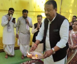 कुलदेवी महालक्ष्मी जी की हुई आराधना-छत्तीसगढ़ प्रांतीय युवा अग्रवाल पांच ने चार दिसंबर को किया पूजा एवं भंडारा प्रसाद का आयोजन,चिंताहरण हनुनान मंदिर परिसर में हुआ आयोजन kshititech