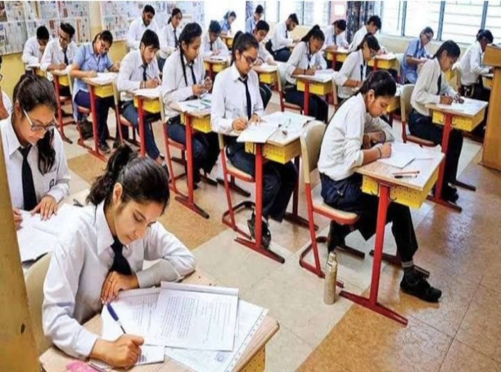 शास. क्रांति कुमार भारतीय स्नातकोत्तर महाविद्यालय जेठा सक्ती में 19 दिसंबर को होगी प्रायोगिक परीक्षा, समय पर विद्यार्थियों को पहुंचने की अपील करी महाविद्यालय प्रबंधन ने kshititech