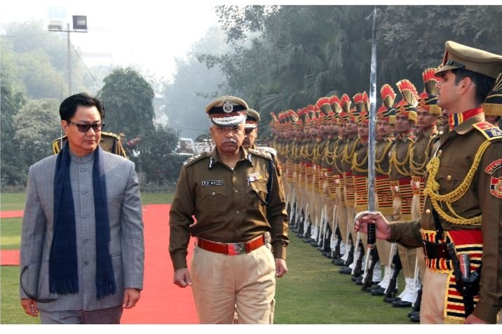 मंत्री एवं बड़े अधिकारियों को जिला भ्रमण के दौरान नहीं दी जाएगी सलामी, छत्तीसगढ़ शासन गृह विभाग ने जारी किया आदेश, सलामी का प्रचलन समाप्त, राष्ट्रीय कार्यक्रमों के दौरान जारी रहेगी गार्ड ऑफ आनर की व्यवस्था, राज्य के गृहमंत्री एवं उपमुख्यमंत्री विजय शर्मा की पहल पर हुए बदलाव kshititech