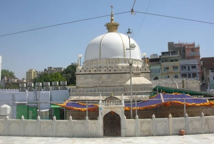 शक्ति के राजापारा में मुस्लिम समाज ने किया आम लंगर का आयोजन, अवसर था ख्वाजा गरीब नवाज के 814 वें उर्स का, सभी वर्ग के लोगों ने पहुंचकर लंगर में लिया प्रसाद शक्ति के राजापारा में मुस्लिम समाज ने किया आम लंगर का आयोजन, अवसर था ख्वाजा गरीब नवाज के 814 वें उर्स का, सभी वर्ग के लोगों ने पहुंचकर लंगर में लिया प्रसाद kshititech