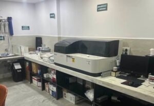 डोंगरगढ़ में मां बमलेश्वरी मंदिर ट्रस्ट द्वारा स्थापित मल्टी स्पेशलिटी हॉस्पिटल बना आधुनिक चिकित्सा का सबसे बड़ा केंद्र, एमआरआई मशीन सहित 50 बिस्तरों का है धर्मादा अस्पताल, ट्रस्ट के अध्यक्ष मनोज अग्रवाल के नेतृत्व में श्रद्धालुओं के सुविधाओं के लिए भी हो रहा है बेहतर कार्य kshititech