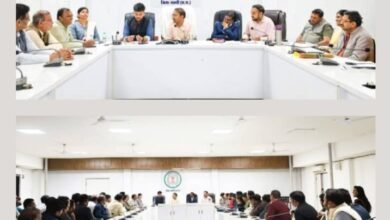 खरीदी का अंतिम पड़ाव, जिला प्रशासन अलर्ट, शक्ति जिले में राइस मिलरों की बैठक ली कलेक्टर तोपनों ने,धान खरीदी केंद्रों में राइस मिलर करे अपने प्रतिनिधि नियुक्त, कलेक्टर के निर्देशन में शक्ति जिले में दो पटवारी एवं धान खरीदी प्रभारी पर भी हुई कार्रवाई, तोपनों ने किया अलर्ट- कहा कोई भी ना हो चूक kshititech