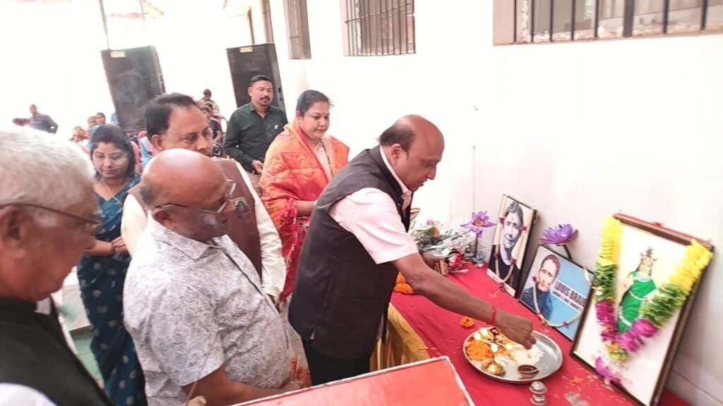 विधायक प्रतिनिधि नरेश गेवाडीन ने दृष्टि बाधित विशेष विद्यालय पहुंचकर दिव्यांग बच्चों का किया उत्साह वर्धन,अवसर था विद्यालय में वार्षिक उत्सव कार्यक्रम का, ब्रेल लिपि के जनक लुई ब्रेल की जन्म जयंती का भी हुआ आयोजन kshititech