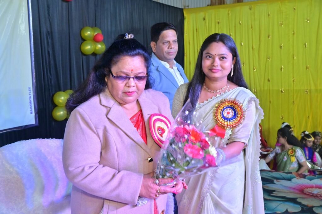 नन्हे मुन्ने बच्चों ने प्रतिबिंब 2026 में दी अपनी सुंदर प्रस्तुति, एनुअल फंक्शन में पहुंचे एसपी ठाकुर साहब ,नगर पालिका अध्यक्ष श्याम सुंदर एवं अधिवक्ता दिगंबर चौबे, शक्ति के प्रतिष्ठित ब्लू बेल् स्कूल ने किया था आयोजन kshititech