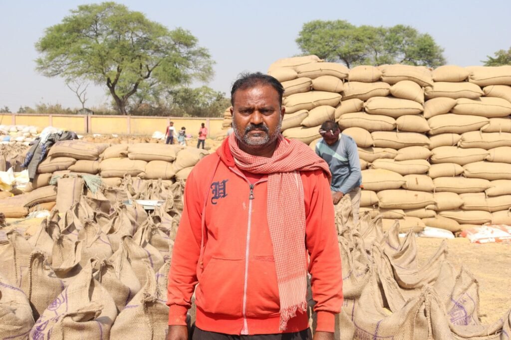 TL की मीटिंग में कलेक्टर तोपनो ने कहा- धान खरीदी में बर्दाश्त नहीं होगी लापरवाही, मंगलवार को टीएल की मीटिंग में धान खरीदी को लेकर अफसरो को दिए गए निर्देश, जन दर्शन में तोपनों ने सुनी समस्याएं, अवैध धान परिवहन को लेकर प्रशासन ने करी फिर कारवाई, जिले में 6 स्थानो पर प्रशासन की हुई कार्रवाई kshititech