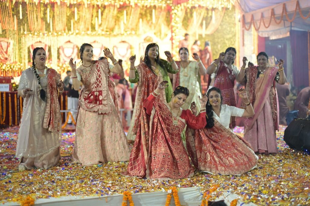 केड सती दादी जी का मंगल पाठ- बाराद्वार में पहली बार केडिया परिवार द्वारा श्री केड सती दादी जी का भव्य मंगल पाठ संपन्न, देश के विभिन्न स्थानों से पहुंचे समाज बंधु, छत्तीसगढ़ विधानसभा के नेता प्रतिपक्ष महंत भी पहुंचे आयोजन में, विद्या भूमि स्कूल परिसर में आयोजित था भव्य कार्यक्रम kshititech