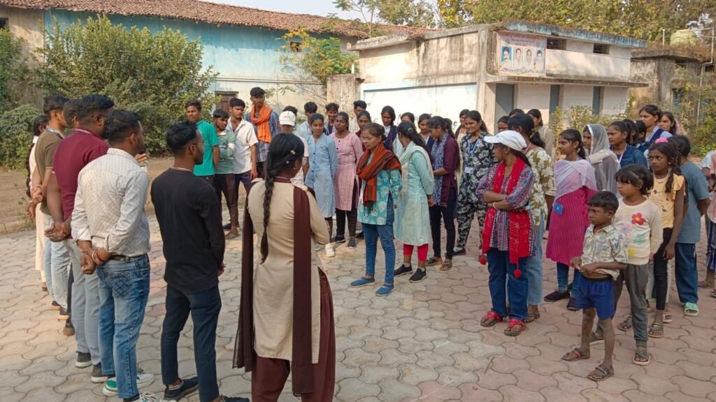 मतदाता जागरूकता को लेकर क्रांति कुमार कॉलेज की रासेयो इकाई ने आयोजित किया एक दिवसीय शिविर, राशियों के जिला संगठक प्रोफेसर सोमेश कुमार घिटोडे के मार्गदर्शन में आयोजित रहा कार्यक्रम kshititech