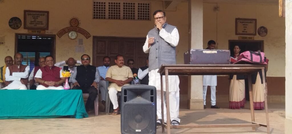 शक्ति के सरस्वती शिशु मंदिर में गणतंत्र दिवस पर हुए अनेकों आयोजन, अध्यक्ष राम अवतार अग्रवाल ने किया ध्वजारोहण, स्कूल के घोष के बच्चों ने बहुत ही सुंदर घोष के साथ किया अतिथियों का स्वागत, वंदे मातरम गीत की भी हुई प्रस्तुति kshititech