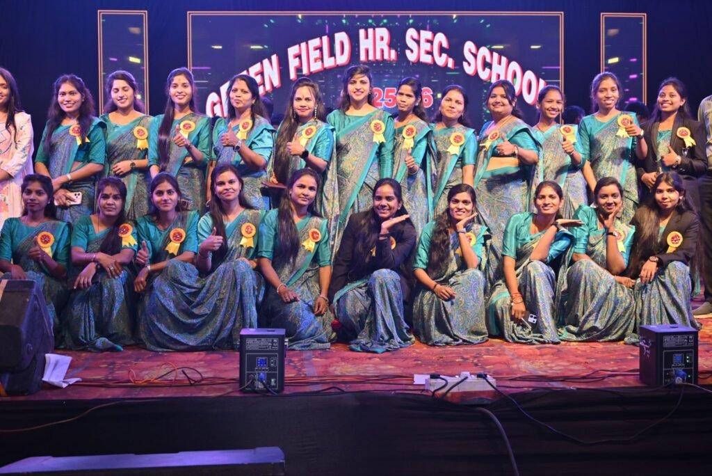 ग्रीनफील्ड हायर सेकेंडरी स्कूल में हुआ रंगारंग वार्षिक उत्सव कार्यक्रम का आयोजन, एसबीआई की चीफ मैनेजर ज्योत्सना सिंह रही मुख्य अतिथि के रूप में मौजूद kshititech
