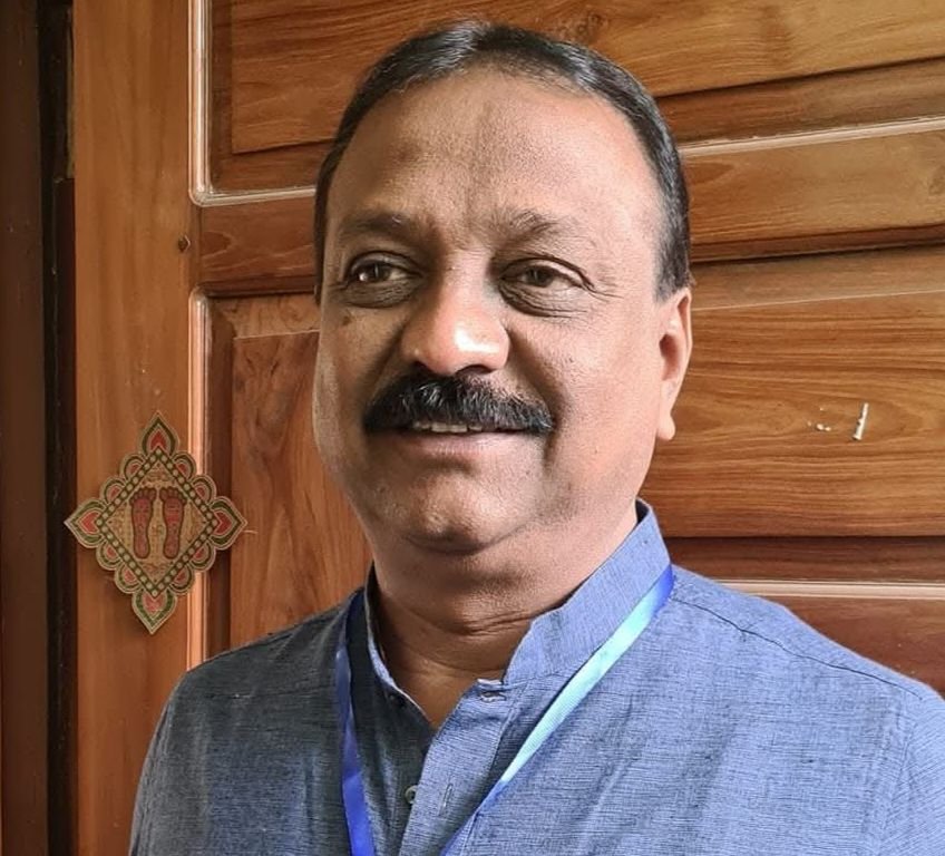 छत्तीसगढ़ सरकार द्वारा प्रस्तावित पुलिस कमिश्नर प्रणाली को लेकर कांग्रेस महामंत्री कन्हैया अग्रवाल का बड़ा बयान, कन्हैया ने कहा- नाम बदलने से नहीं दृढ़ इच्छा शक्ति से खत्म होगा अपराध,छत्तीसगढ़ में भी है महाराष्ट्र की कमिश्नर प्रणाली की जरूरत छत्तीसगढ़ सरकार द्वारा प्रस्तावित पुलिस कमिश्नर प्रणाली को लेकर कांग्रेस महामंत्री कन्हैया अग्रवाल का बड़ा बयान, कन्हैया ने कहा- नाम बदलने से नहीं दृढ़ इच्छा शक्ति से खत्म होगा अपराध,छत्तीसगढ़ में भी है महाराष्ट्र की कमिश्नर प्रणाली की जरूरत kshititech