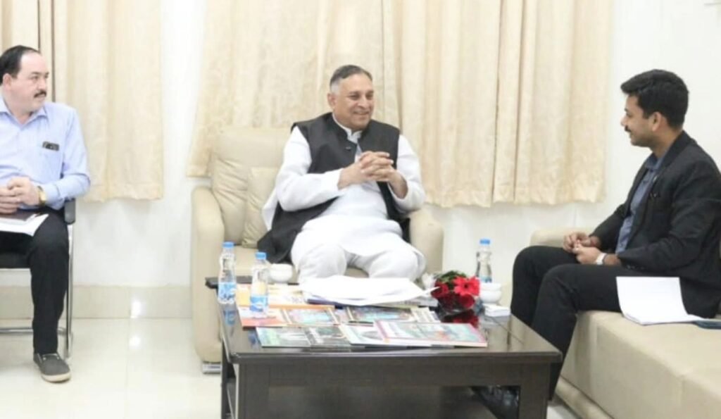 छत्तीसगढ़ शासन के राज्य मंत्री दर्जा प्राप्त दिव्यांगजन वित्त विकास निगम के अध्यक्ष लोकेश कांवडिया ने ली जांजगीर चाम्पा एवं शक्ति कलेक्ट्रेट में बैठक, डभरा के अटल स्मृति सम्मेलन में भी शामिल हुए कांवडिया, जांजगीर के भाजपा नेता अमर सुल्तानिया के निवास भी पहुंचे लोकेश छत्तीसगढ़ शासन के राज्य मंत्री दर्जा प्राप्त दिव्यांगजन वित्त विकास निगम के अध्यक्ष लोकेश कांवडिया ने ली जांजगीर चाम्पा एवं शक्ति कलेक्ट्रेट में बैठक, डभरा के अटल स्मृति सम्मेलन में भी शामिल हुए कांवडिया, जांजगीर के भाजपा नेता अमर सुल्तानिया के निवास भी पहुंचे लोकेश kshititech