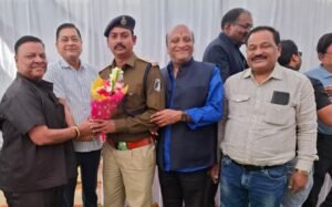 छत्तीसगढ़ जनर्लिस्ट वेलफेयर यूनियन ने किया शक्ति जिले के वरिष्ठ पुलिस अधिकारियों का स्वागत, जिला अध्यक्ष रमेशचंद्र अग्रवाल के नेतृत्व में पहुंचे सदस्य, यूनियन के कार्यों से भी अवगत कराया अध्यक्ष जी ने kshititech