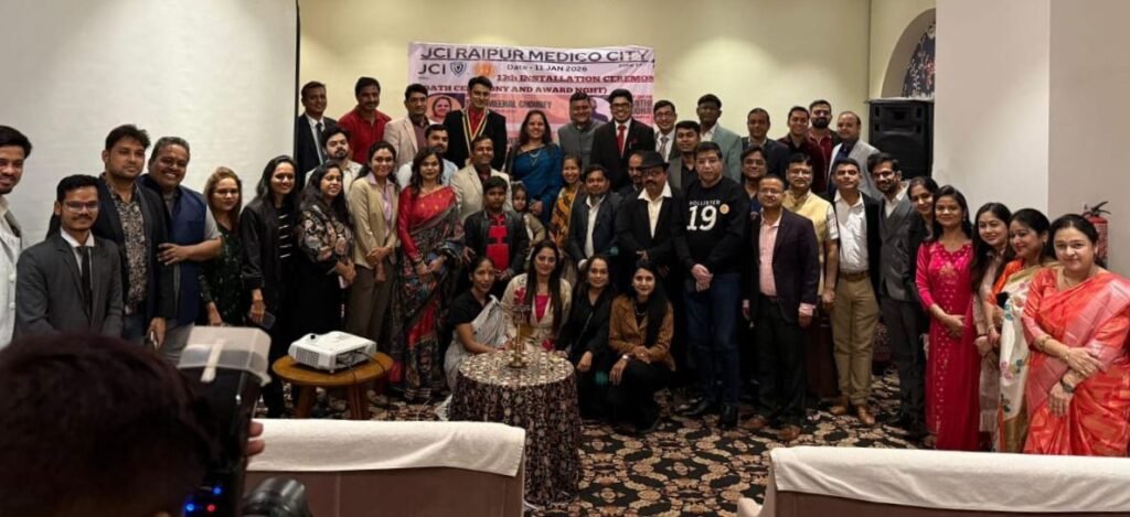 जेसीआई रायपुर मेडिको सिटी चैप्टर की नई कार्यकारिणी ने संभाला प्रभार,डॉ. निखिल मोतीरमानी बने अध्यक्ष, महापौर मीनल चौबे रही अतिथि के रूप में मौजूद,निर्वित्तमान अध्यक्ष डॉ विकास गोयल ने रखा अपने कार्यकाल के कार्यों का प्रतिवेदन kshititech