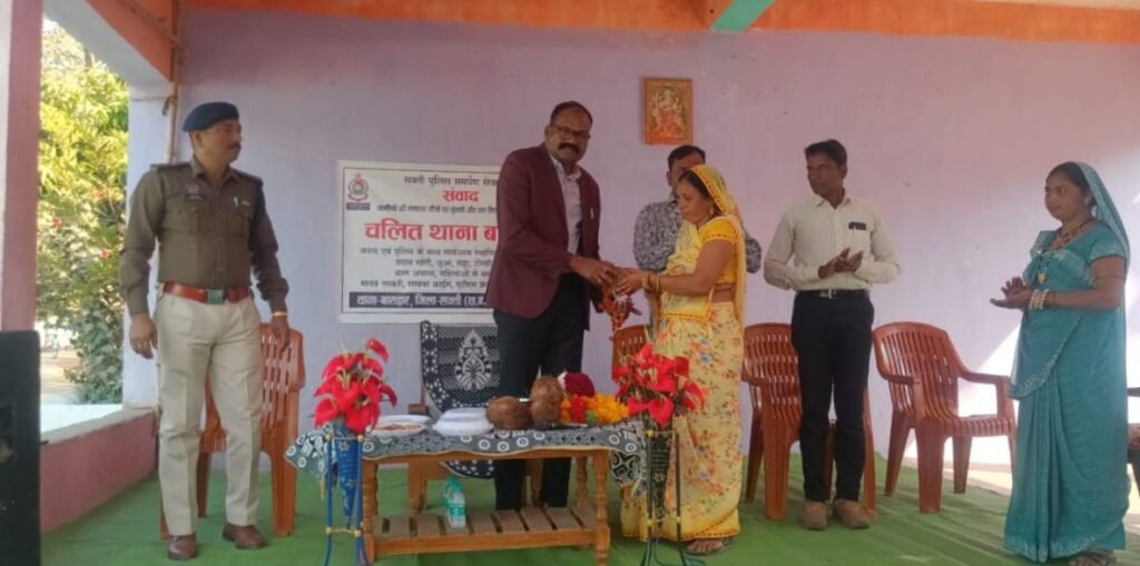 एसपी साहब के निर्देश में बाराद्वार थाने में हुआ चलित थाने का आयोजन, टी आई नरेंद्र यादव भी रहे उपस्थित, डभरा थाने अंतर्गत शराब पीकर वाहन चलाने पर 30000/-रुपये का जुर्माना, जिले में चालू हुआ सड़क सुरक्षा सप्ताह, एडिशनल एसपी पटेल सहित सभी थाना प्रभारी सक्रियता से दे रहे योगदान kshititech