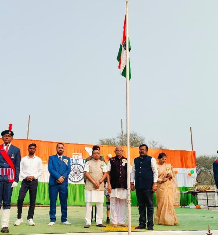 शक्ति जिले के उत्कृष्ट विद्यालय संस्कार पब्लिक स्कूल CBSE सक्ति में गणतंत्र दिवस पर देशभक्ति की धूम: संविधान के आदर्शों को आत्मसात करने का लिया संकल्प, बच्चों की शानदार प्रस्तुति ने मन मोह लिया उपस्थित जनों का kshititech