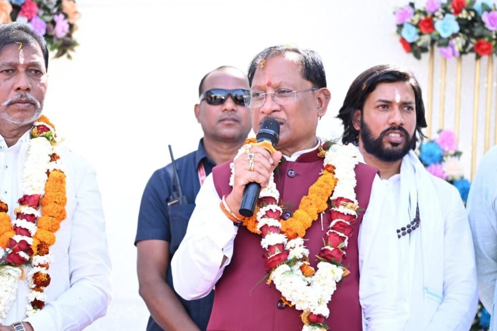 शक्ति जिले के प्रभारी मंत्री गुरु खुशवंत साहेब ने निकाली सतनाम सद्भाव पदयात्रा, मुख्यमंत्री विष्णु देव साय भी हुए शामिल, गिरोधपुरी धाम तक जाएगी पैदल यात्रा, पांच दिनों का है कार्यक्रम, 18 फरवरी को हुआ यात्रा का शुभारंभ kshititech