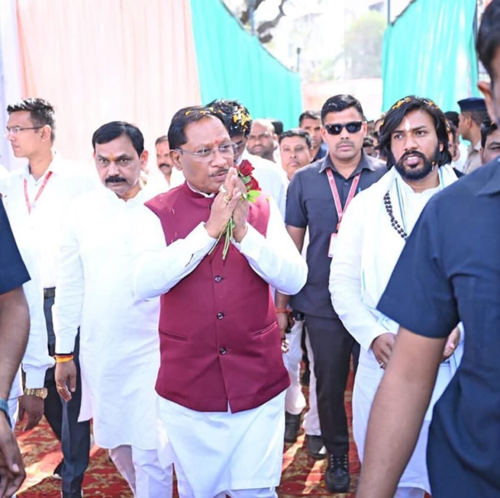 शक्ति जिले के प्रभारी मंत्री गुरु खुशवंत साहेब ने निकाली सतनाम सद्भाव पदयात्रा, मुख्यमंत्री विष्णु देव साय भी हुए शामिल, गिरोधपुरी धाम तक जाएगी पैदल यात्रा, पांच दिनों का है कार्यक्रम, 18 फरवरी को हुआ यात्रा का शुभारंभ kshititech