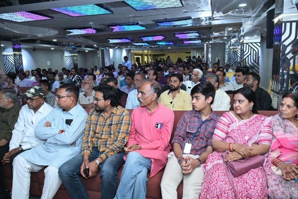 पत्रकारों के लिए गौरवशाली क्षण- अजीत मिश्रा ने ली प्रेस क्लब के अध्यक्ष की शपथ, छत्तीसगढ़ के डिप्टी सीएम अरुण साव ने दिलाई शपथ,दिग्गज हस्तियां रही मौजूद, पत्रकार कॉलोनी में सड़क निर्माण के लिए दी 8 करोड़ की स्वीकृति kshititech