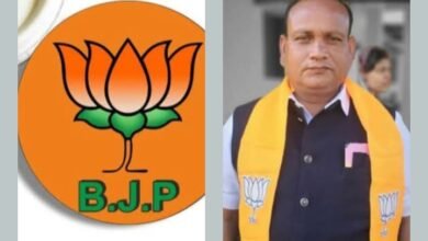 नारायण को मिली संगठन में बड़ी जिम्मेदारी- जिले के महामंत्री बनाए गए नगर पंचायत बाराद्वार के अध्यक्ष नारायण कुर्रे,नारायण ने कहा- पूरी निष्ठा एवं सजगता के साथ करूंगा जिम्मेदारियो का निर्वहन, पार्टी कार्यकर्ताओं ने भी दी बधाई, अनुसूचित जाति वर्ग के प्रभावशाली नेता के रूप में है नारायण की पहचान kshititech