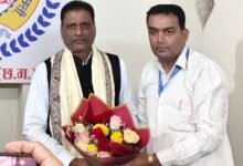 जिला सहकारी केंद्रीय बैंक मर्यादित बिलासपुर के अध्यक्ष रजनीश सिंह का बैंक की शक्ति शाखा ने किया स्वागत, 7 फरवरी को अपने प्रवास पर शक्ति पहुंचे थे अध्यक्ष जी, बैंक के शाखा प्रबंधक शैलेंद्र तिवारी सहित बैंक कर्मचारियों ने किया स्वागत kshititech