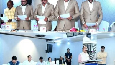 पत्रकारों के लिए गौरवशाली क्षण- अजीत मिश्रा ने ली प्रेस क्लब के अध्यक्ष की शपथ, छत्तीसगढ़ के डिप्टी सीएम अरुण साव ने दिलाई शपथ,दिग्गज हस्तियां रही मौजूद, पत्रकार कॉलोनी में सड़क निर्माण के लिए दी 8 करोड़ की स्वीकृति पत्रकारों के लिए गौरवशाली क्षण- अजीत मिश्रा ने ली प्रेस क्लब के अध्यक्ष की शपथ, छत्तीसगढ़ के डिप्टी सीएम अरुण साव ने दिलाई शपथ,दिग्गज हस्तियां रही मौजूद, पत्रकार कॉलोनी में सड़क निर्माण के लिए दी 8 करोड़ की स्वीकृति kshititech